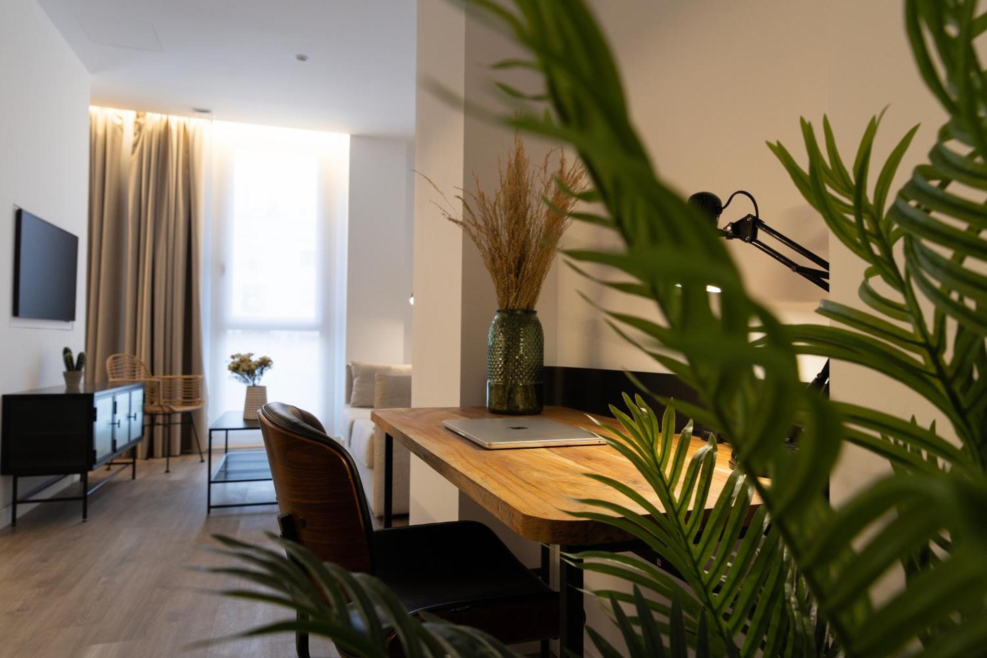 Demetrio By Alma Suites Valencia Ngoại thất bức ảnh