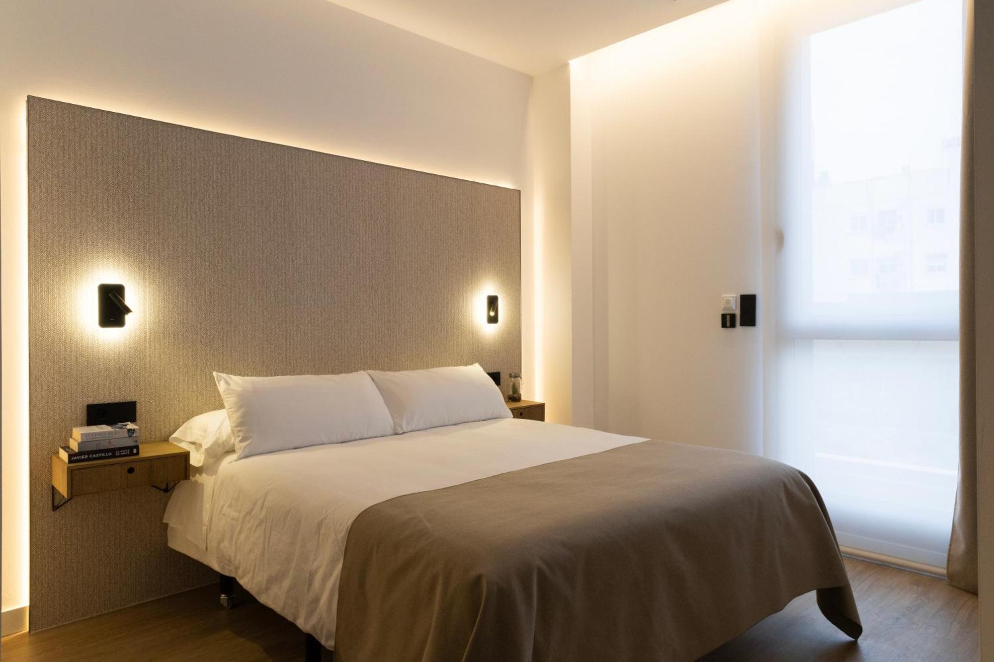 Demetrio By Alma Suites Valencia Ngoại thất bức ảnh