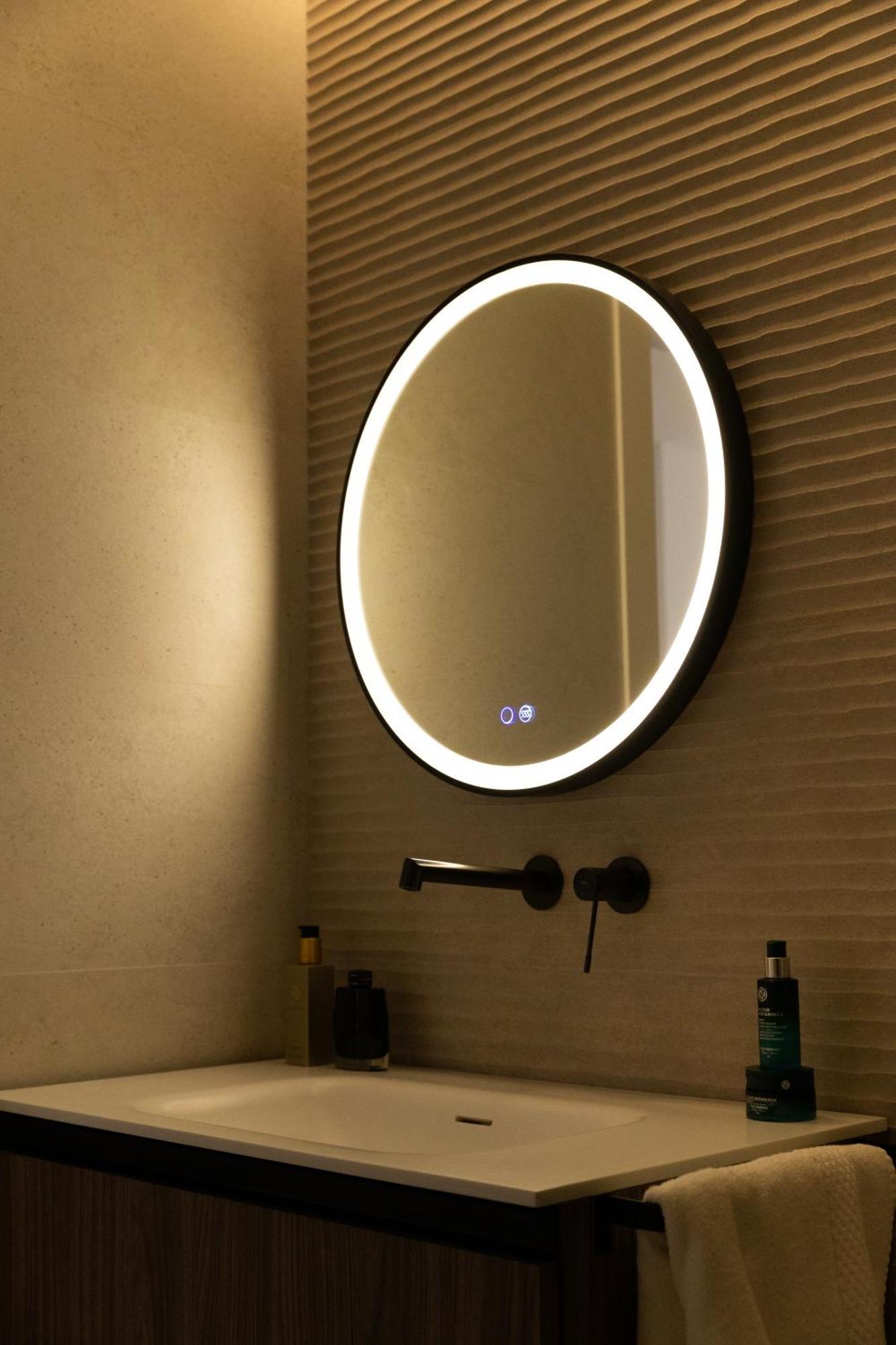 Demetrio By Alma Suites Valencia Ngoại thất bức ảnh