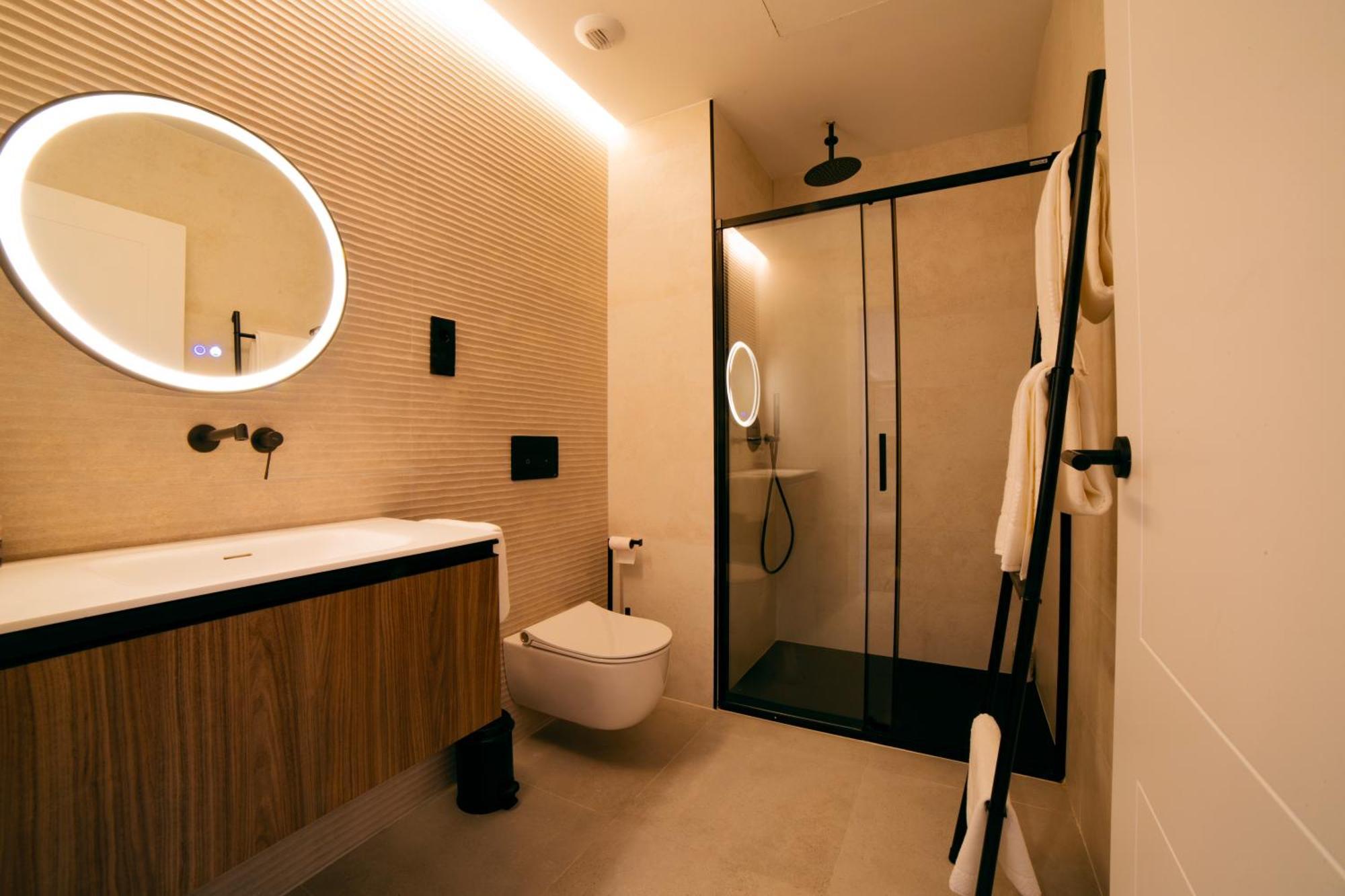 Demetrio By Alma Suites Valencia Ngoại thất bức ảnh
